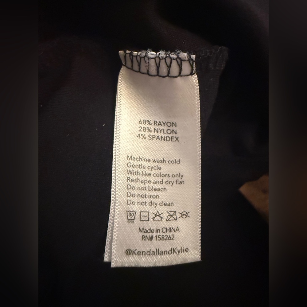 Kendall + Kylie. Black Thick Leggings. Size Small. - Picture 5 of 5